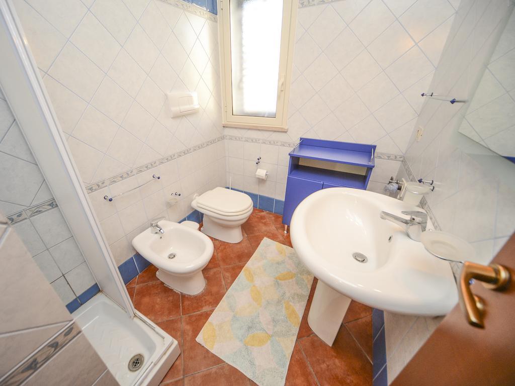 Villa Torre Roccella Кампофеличе ди Рокела Екстериор снимка