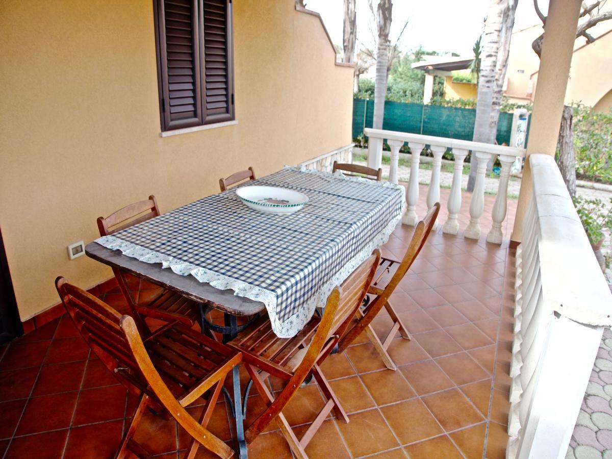 Villa Torre Roccella Кампофеличе ди Рокела Екстериор снимка