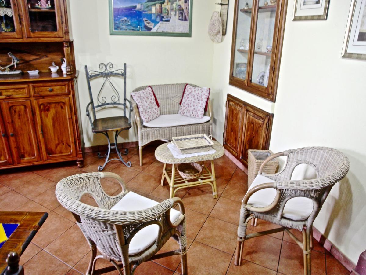 Villa Torre Roccella Кампофеличе ди Рокела Екстериор снимка